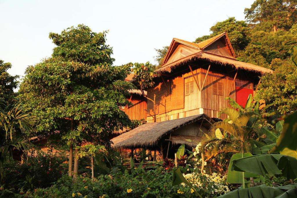 Le Bout Du Monde - Khmer Lodge Kep Exterior photo