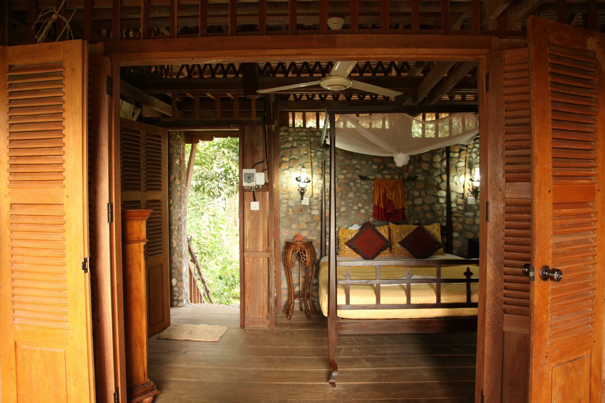 Le Bout Du Monde - Khmer Lodge Kep Exterior photo