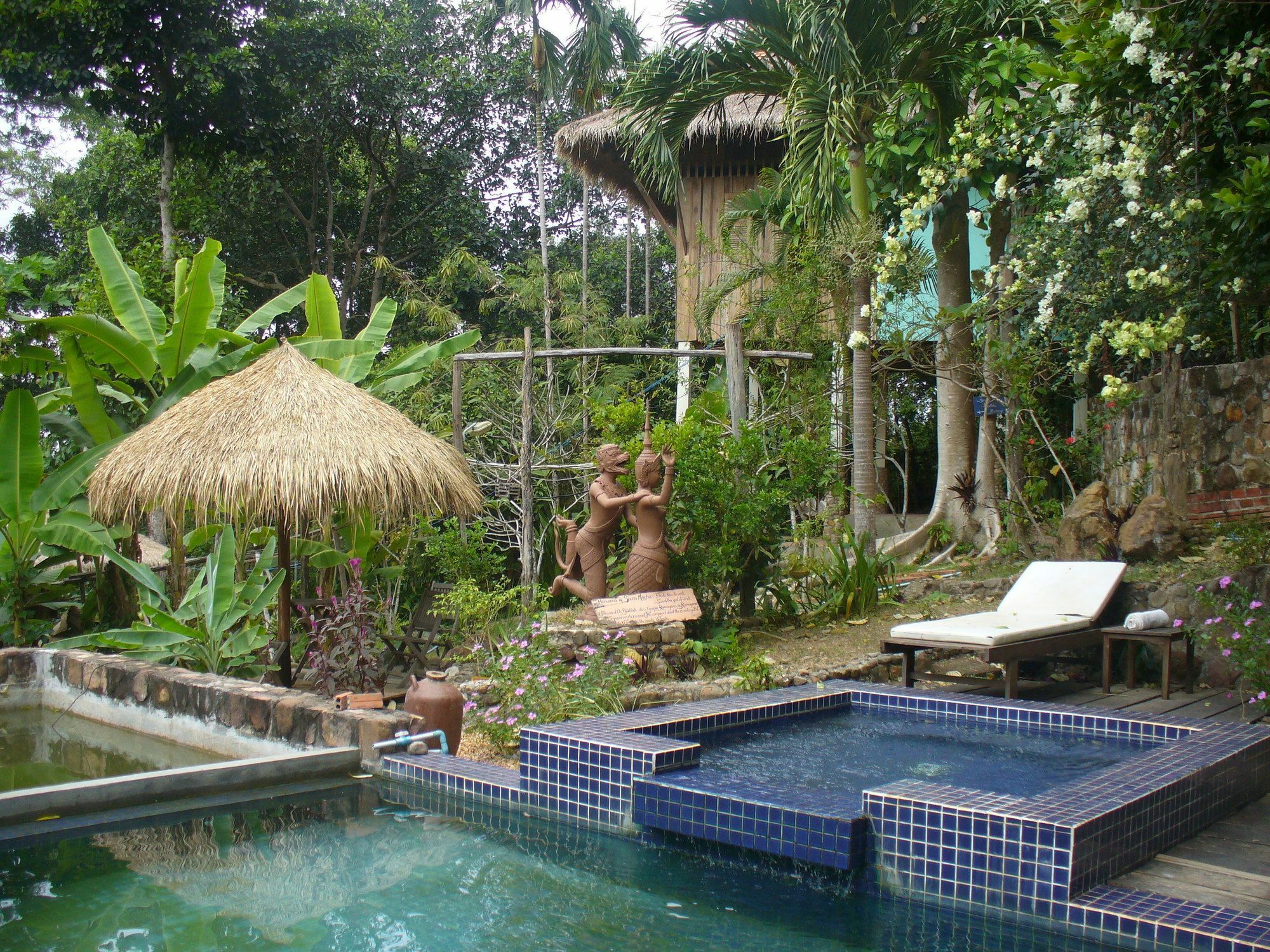 Le Bout Du Monde - Khmer Lodge Kep Exterior photo